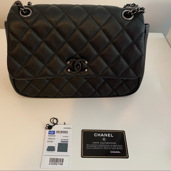 CHANEL ruthenium frame in chain in Black- Brand New - Picture 9 of 9